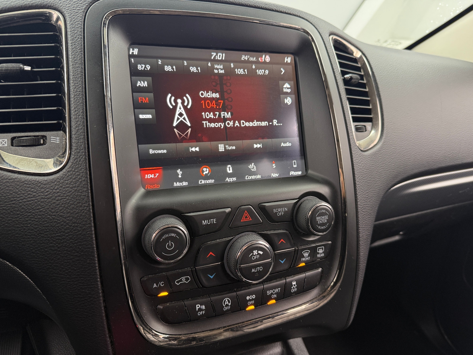 Thumbnail: 2019 Dodge Durango - 3