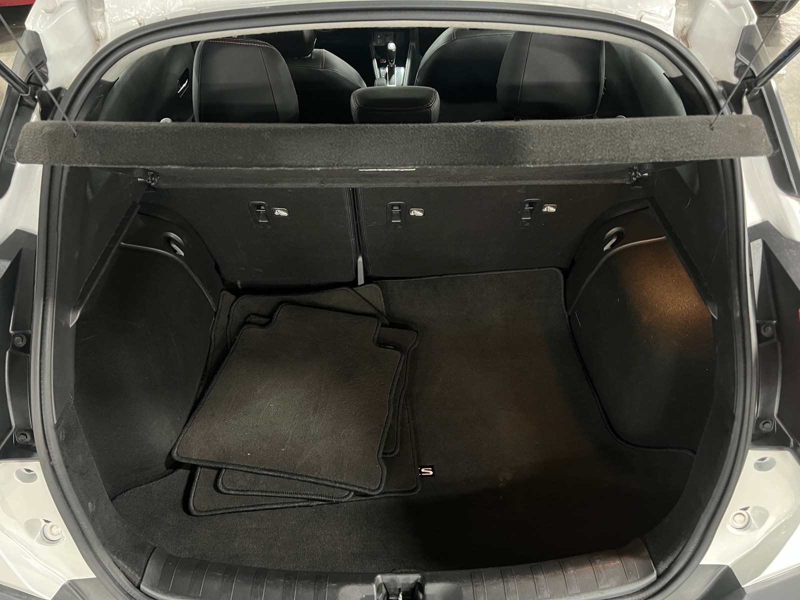 Thumbnail: 2020 Nissan Kicks - 7