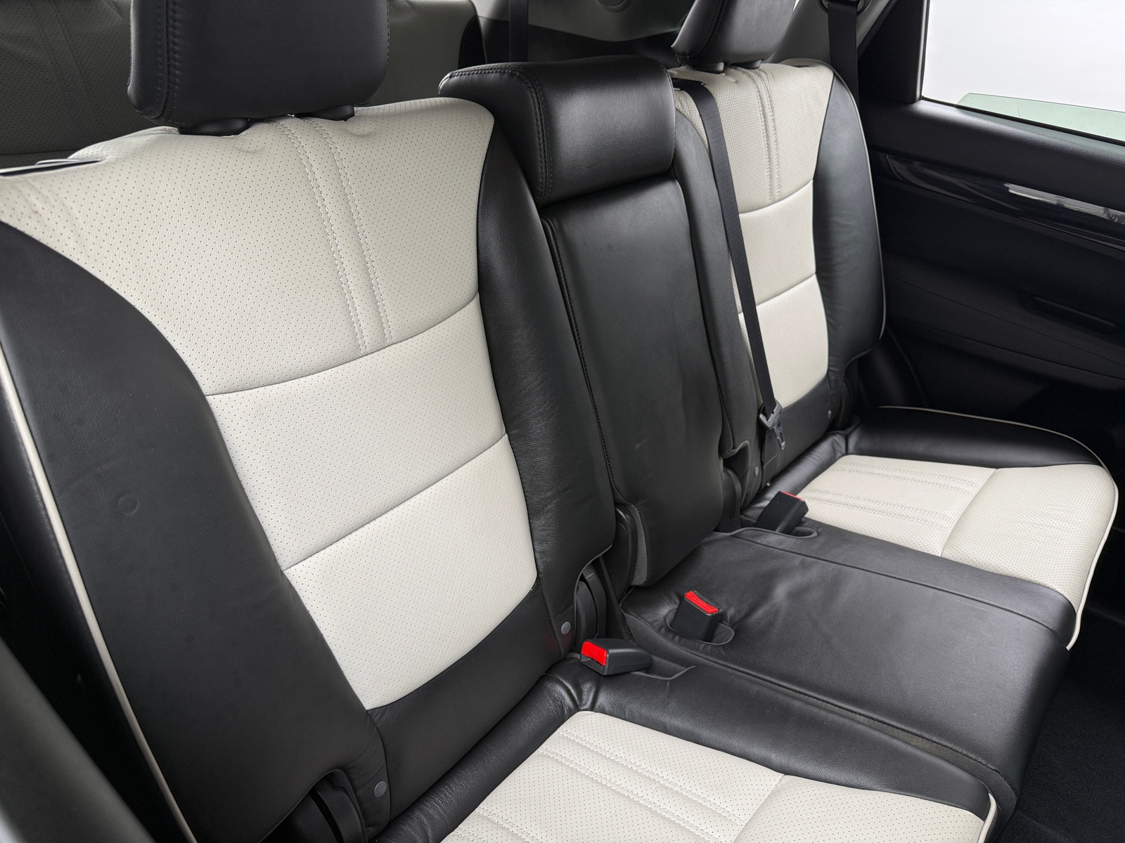 Thumbnail: 2013 Kia Sorento - 5