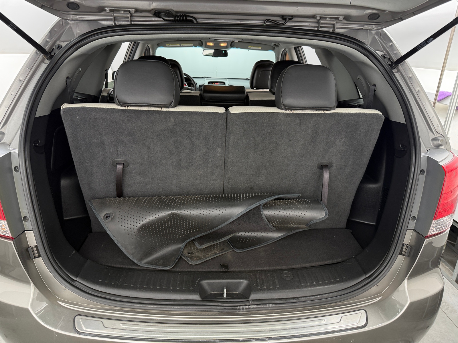 Thumbnail: 2013 Kia Sorento - 6