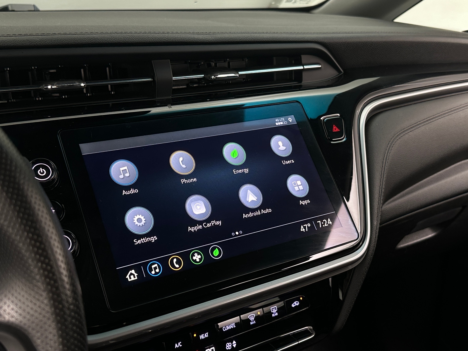 Thumbnail: 2022 Chevrolet Bolt EV - 4