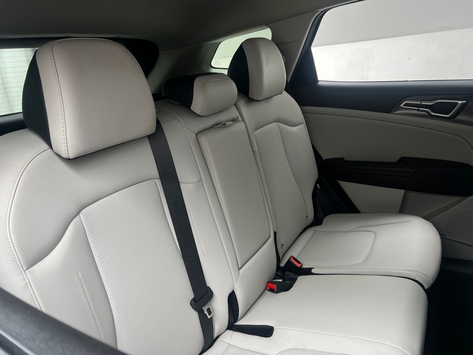 Thumbnail: 2025 Kia Sportage - 5