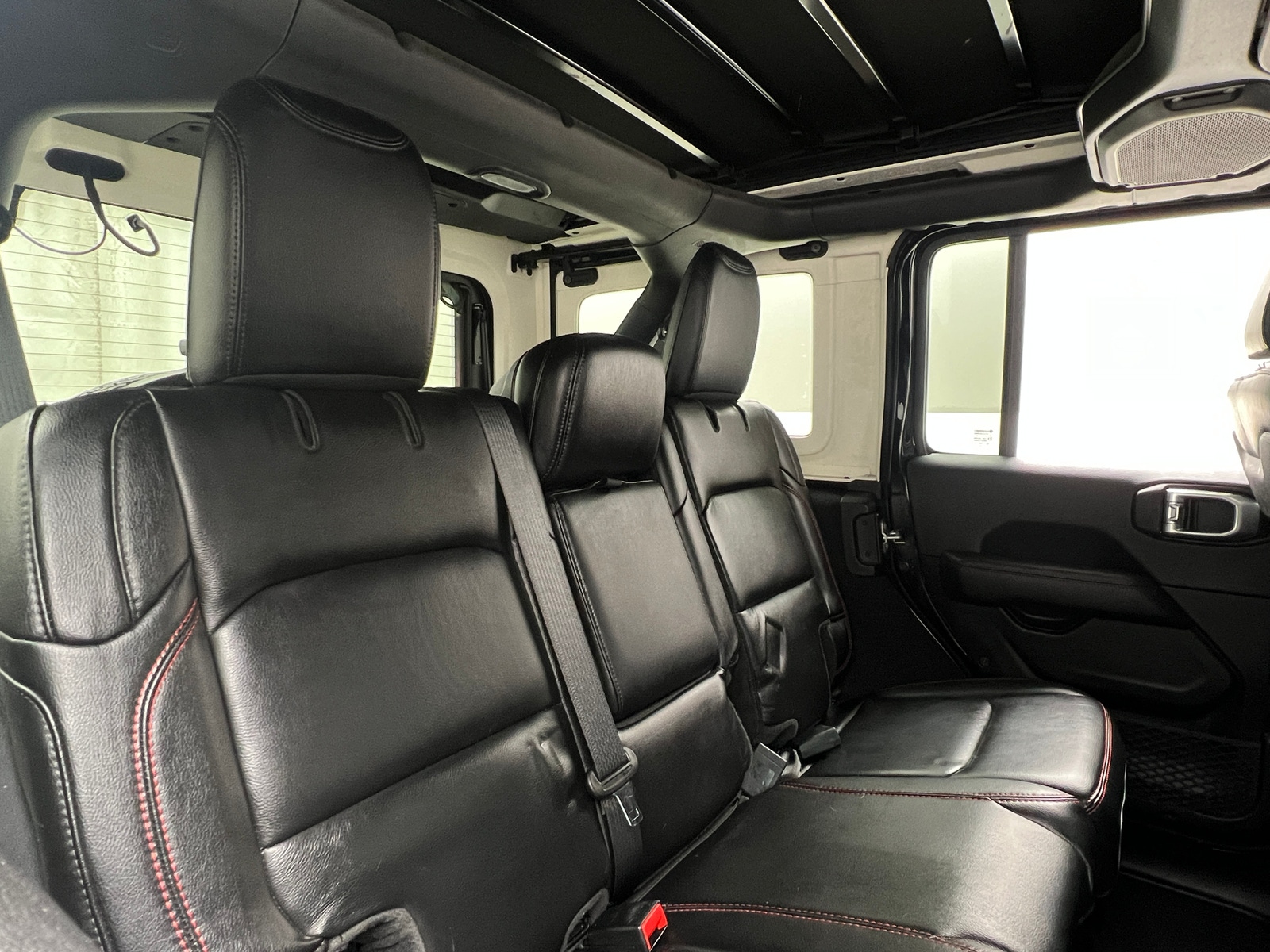 Thumbnail: 2020 Jeep Wrangler - 6