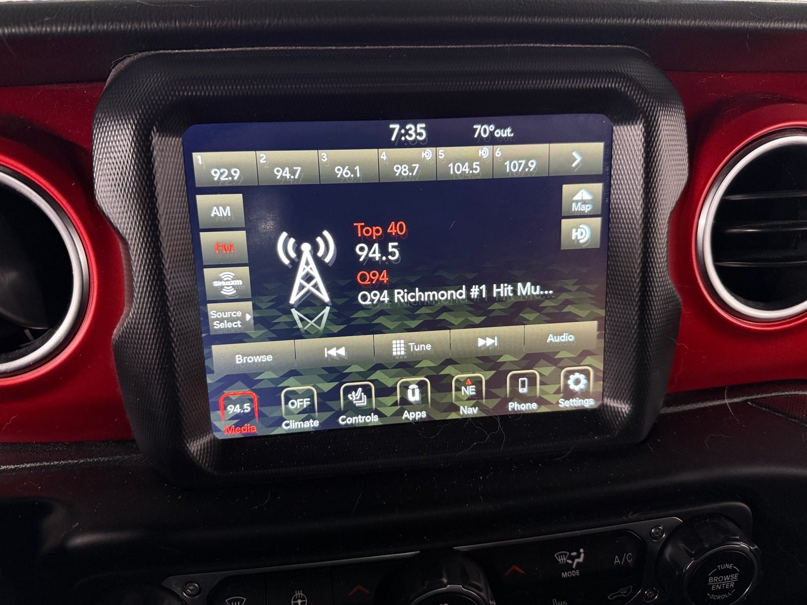 Thumbnail: 2020 Jeep Wrangler - 4