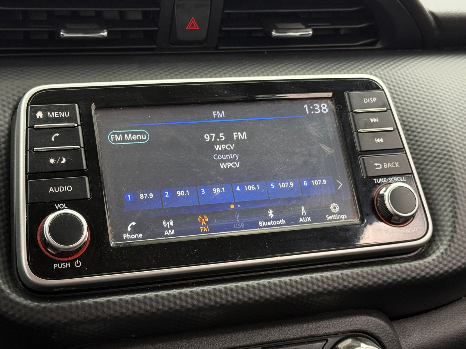 Thumbnail: 2022 Nissan Kicks - 4