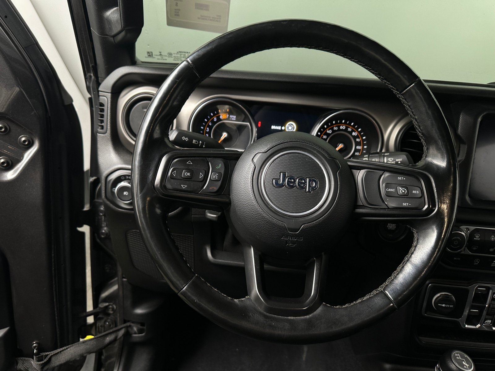 Thumbnail: 2020 Jeep Wrangler - 5