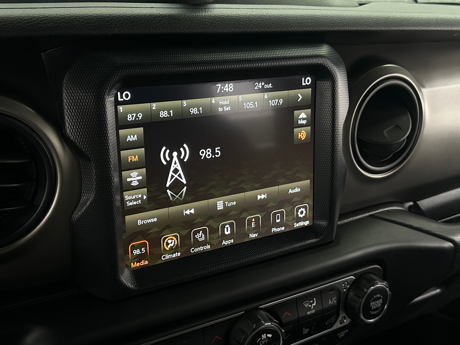 Thumbnail: 2020 Jeep Wrangler - 4