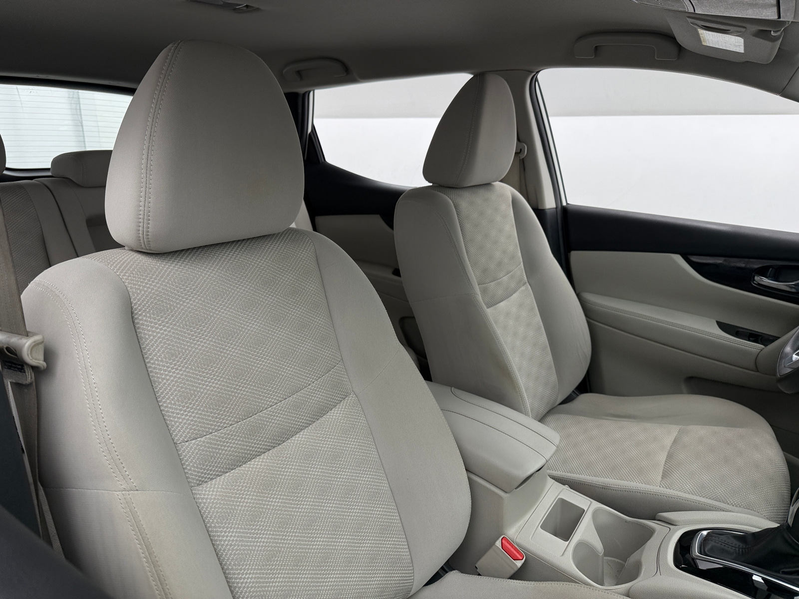 Thumbnail: 2018 Nissan Rogue Sport - 2