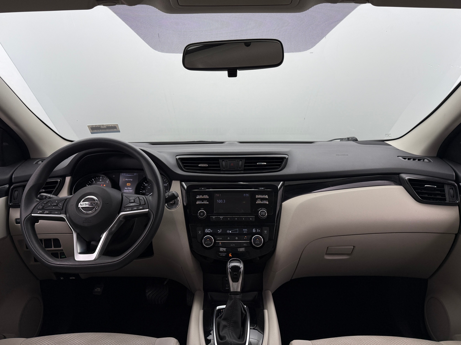 Thumbnail: 2018 Nissan Rogue Sport - 3