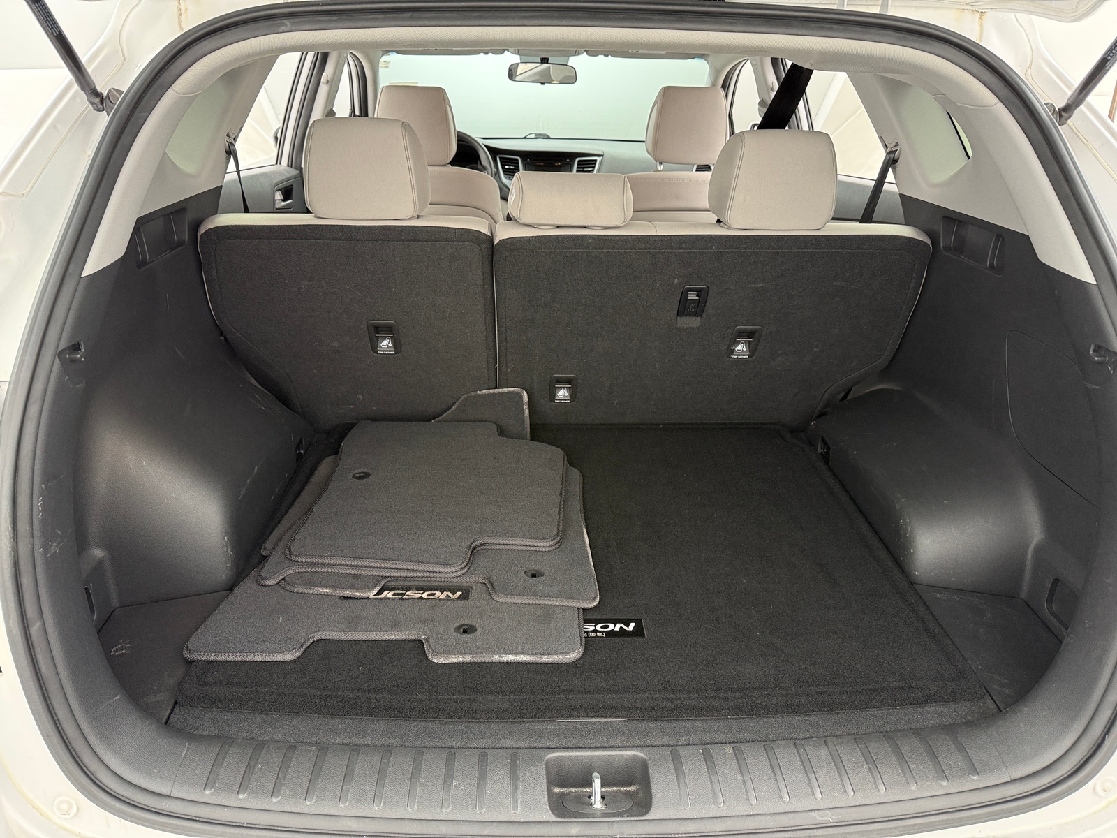 Thumbnail: 2017 Hyundai Tucson - 7