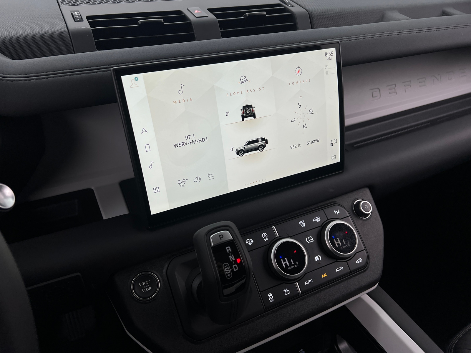 Thumbnail: 2025 Land Rover Defender - 3