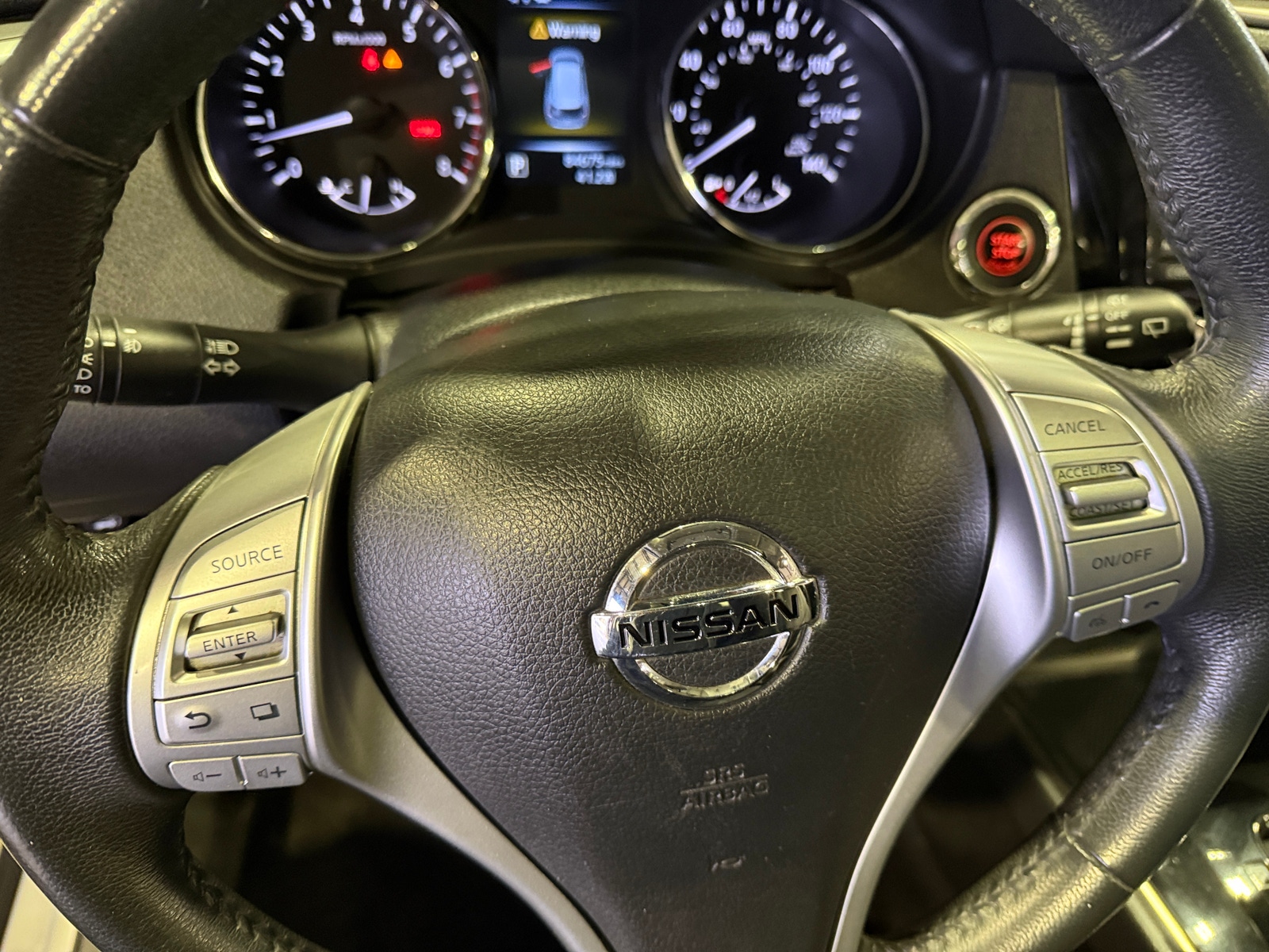 Thumbnail: 2015 Nissan Rogue - 4