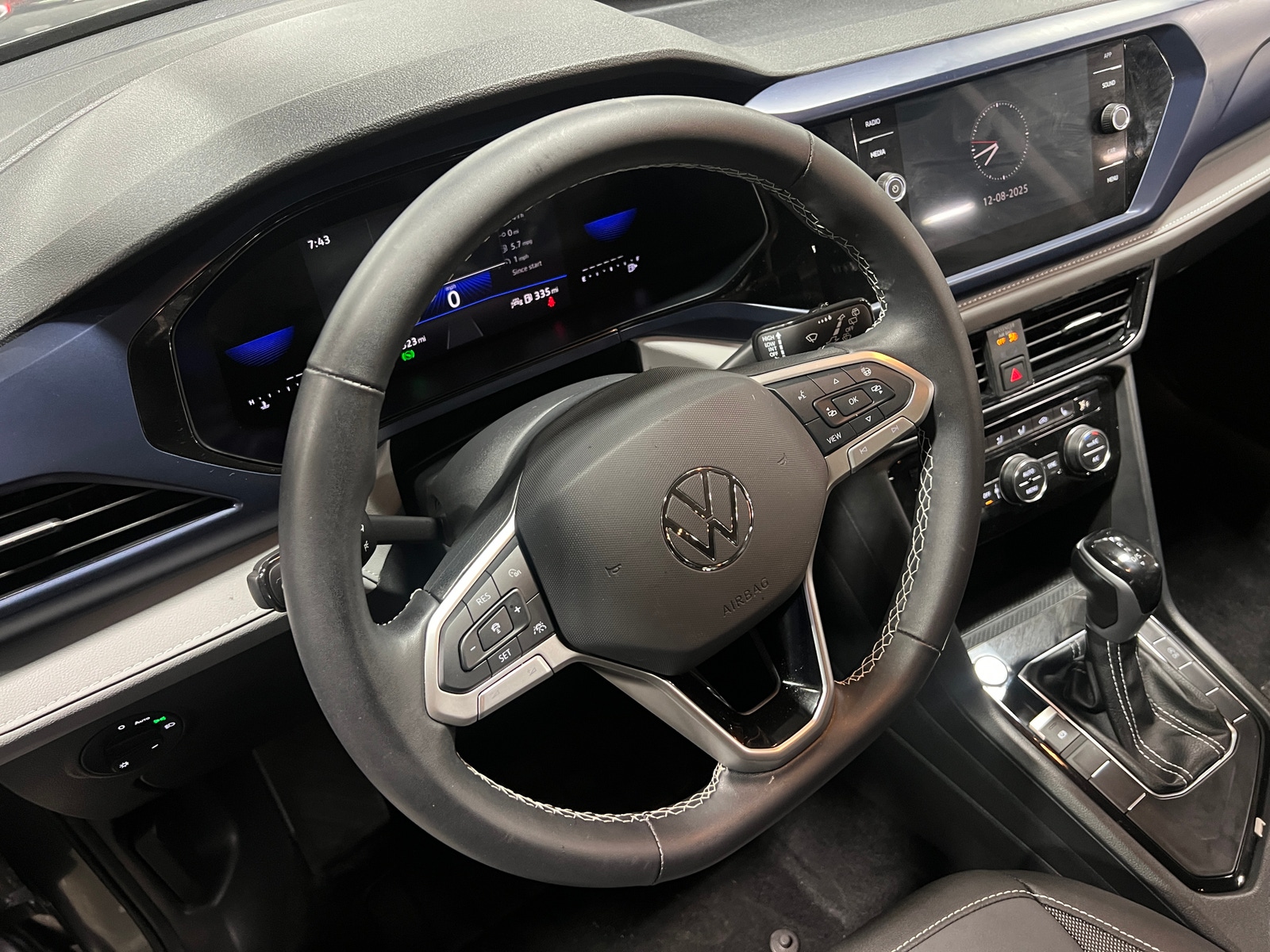 Thumbnail: 2024 Volkswagen Taos - 4