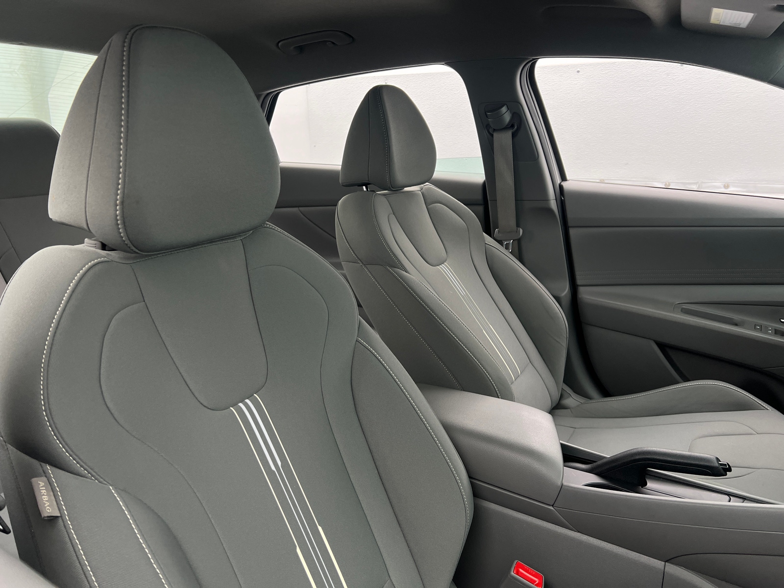 Thumbnail: 2023 Hyundai Elantra - 2