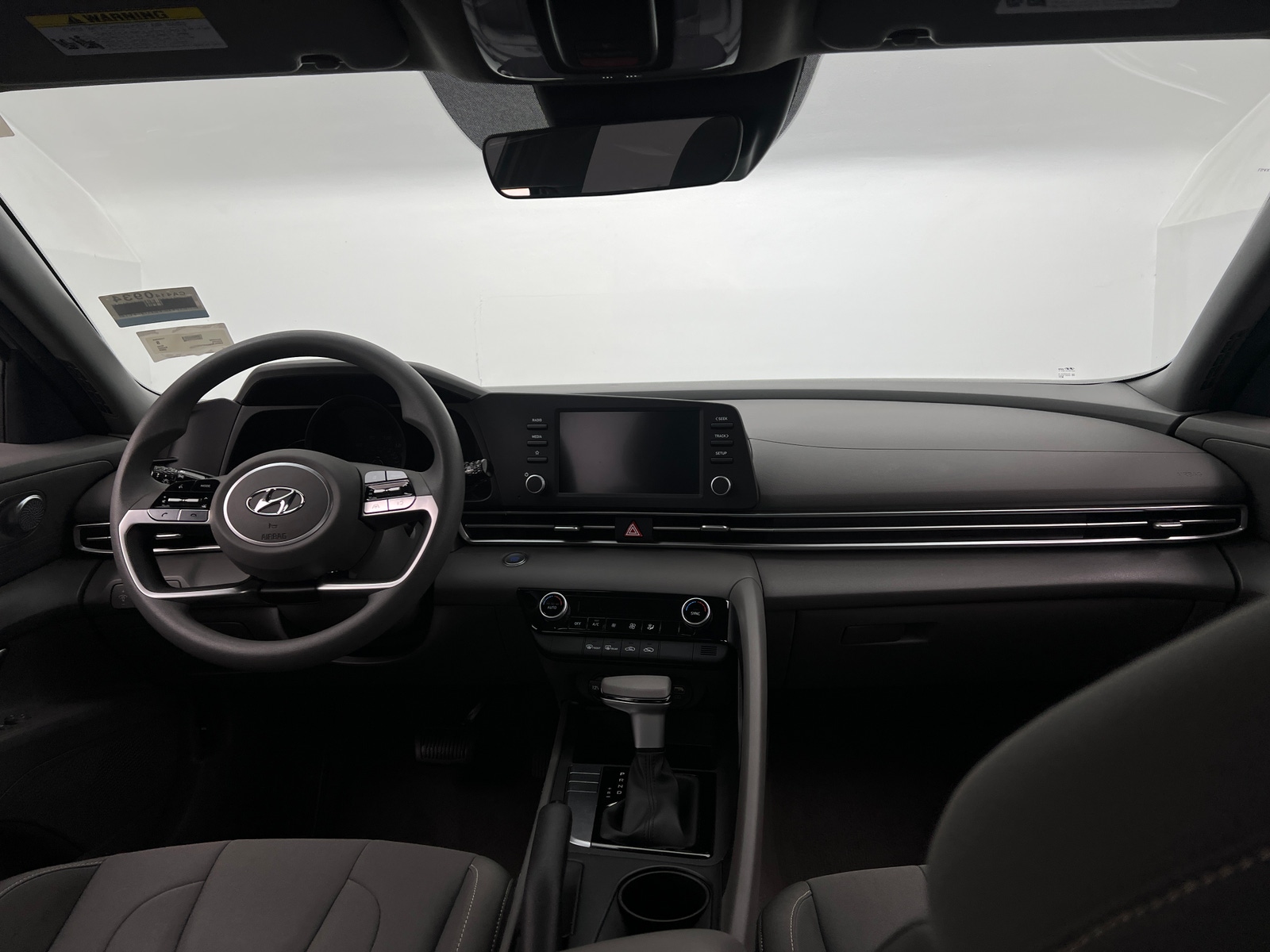 Thumbnail: 2023 Hyundai Elantra - 3