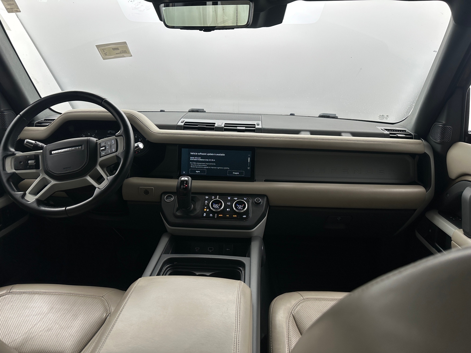 Thumbnail: 2022 Land Rover Defender - 2