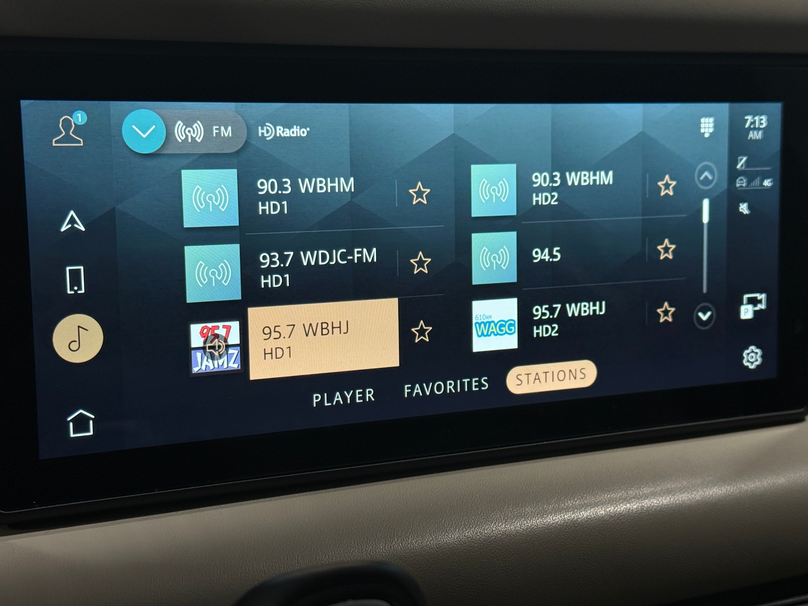 Thumbnail: 2022 Land Rover Defender - 3