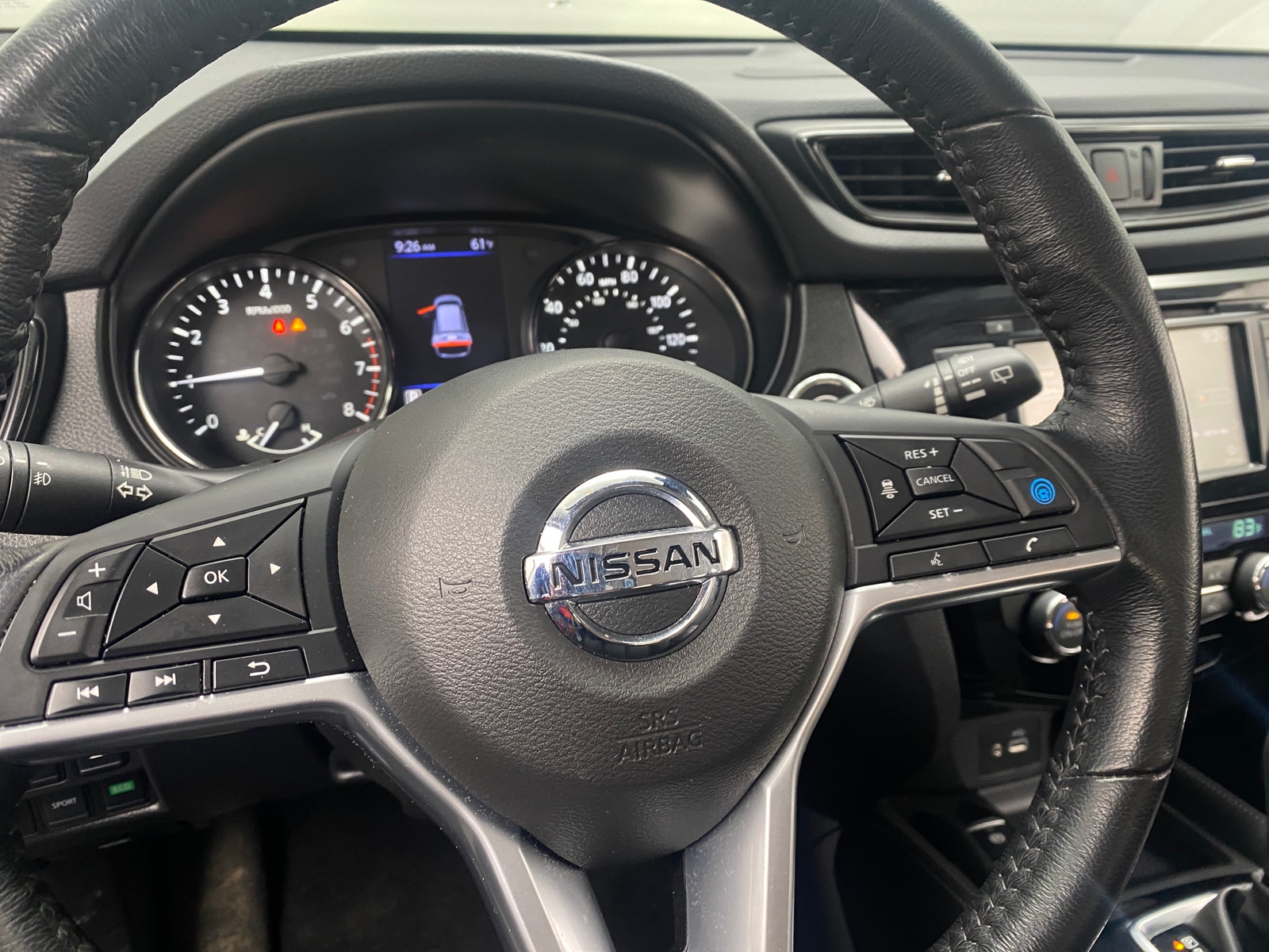 Thumbnail: 2018 Nissan Rogue - 4