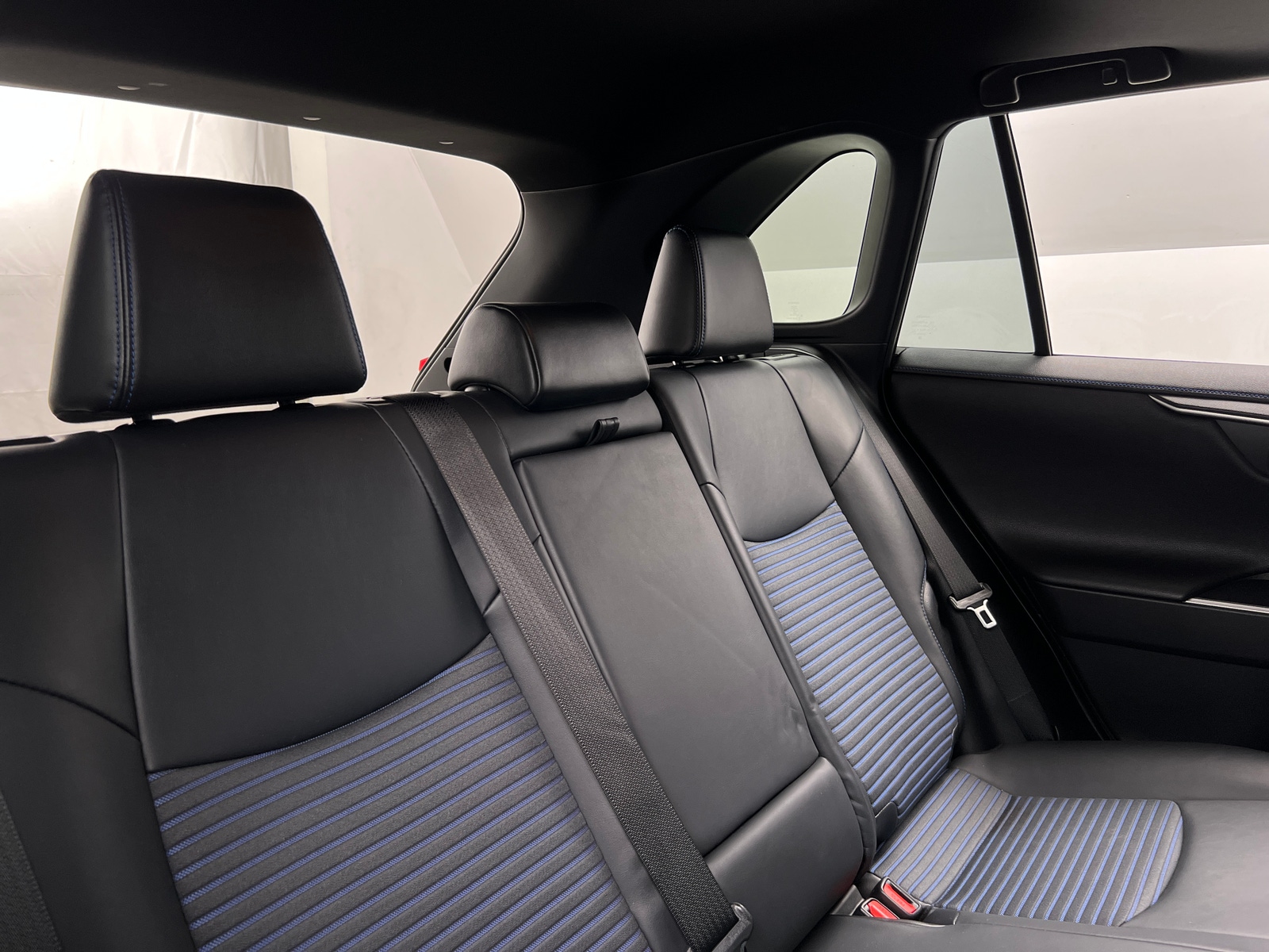 Thumbnail: 2020 Toyota RAV4 - 5