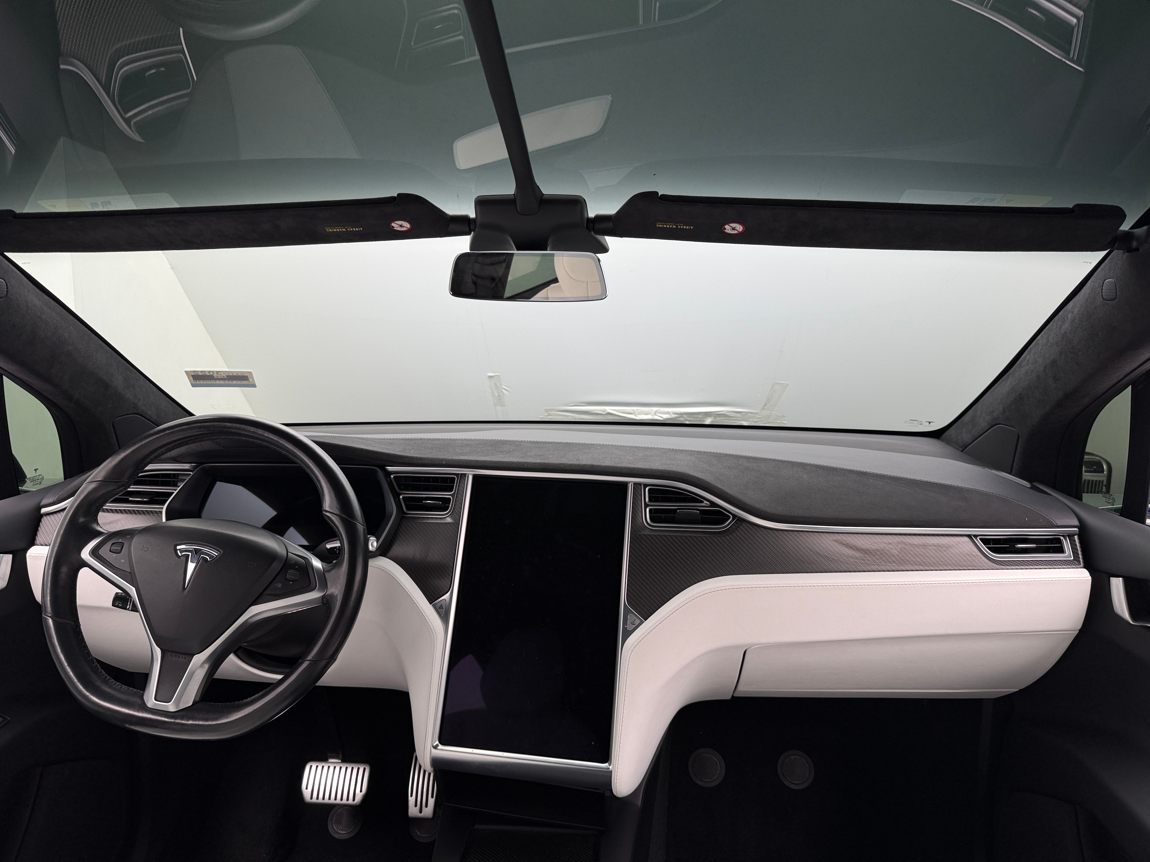 Used 2017 Tesla Model X 90D with VIN 5YJXCDE24HF045625 for sale in Oak Creek, WI