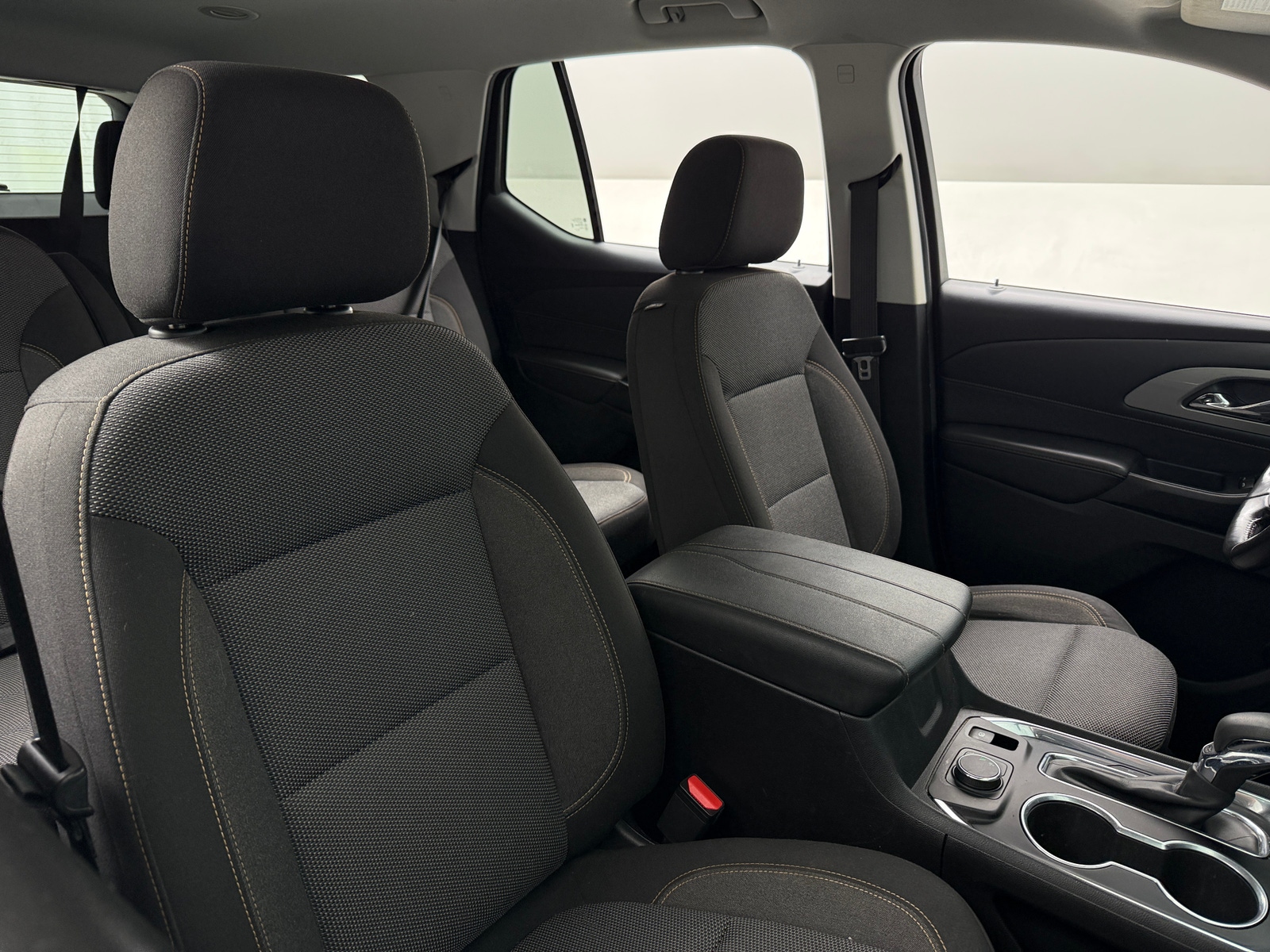 Thumbnail: 2021 Chevrolet Traverse - 2