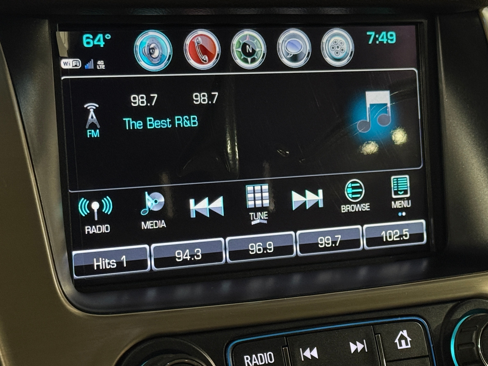 Thumbnail: 2019 GMC Yukon XL - 3