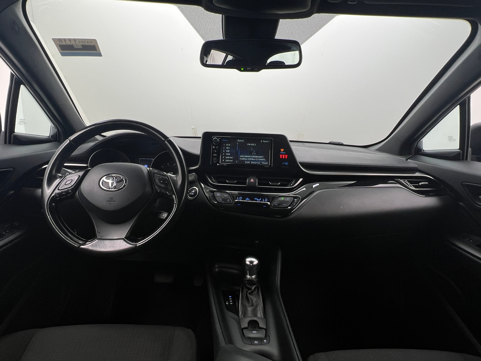 Thumbnail: 2018 Toyota C-HR - 3