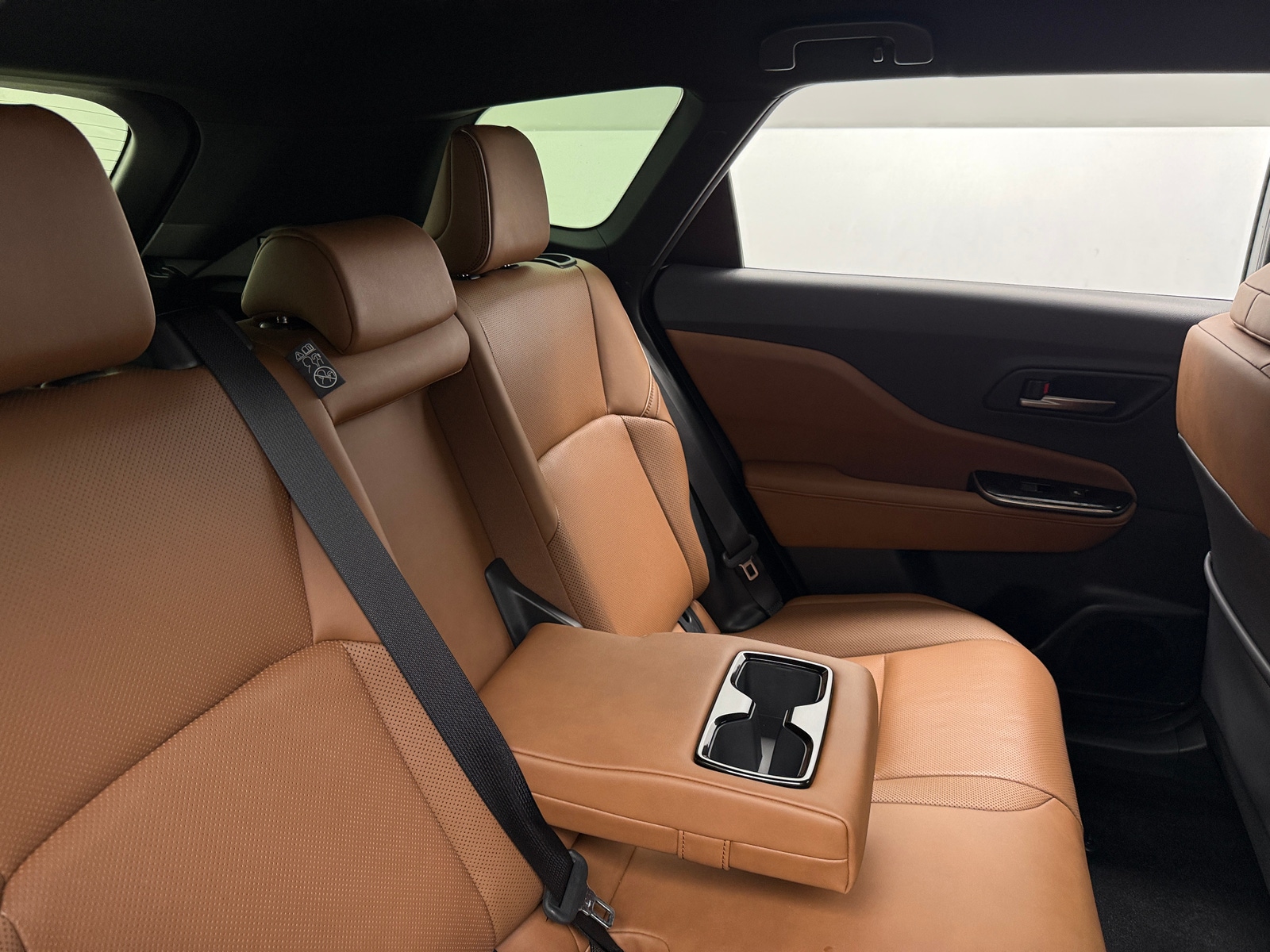 Thumbnail: 2025 Toyota Crown Signia - 5