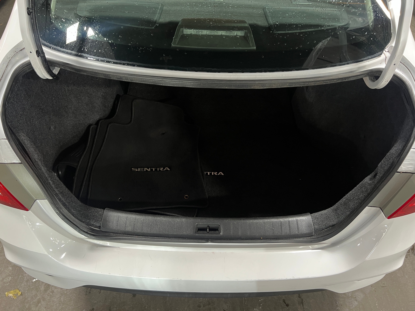 Thumbnail: 2019 Nissan Sentra - 7