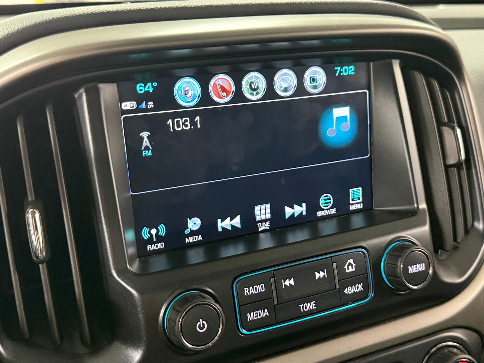 Thumbnail: 2018 Chevrolet Colorado - 3