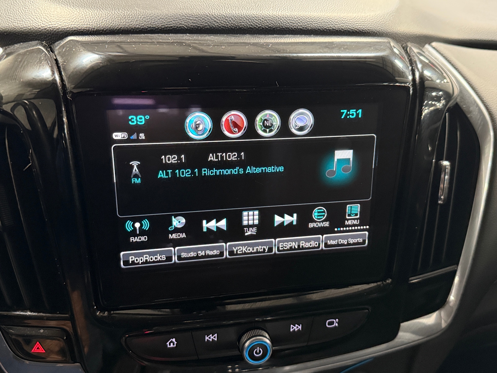 Thumbnail: 2019 Chevrolet Traverse - 3