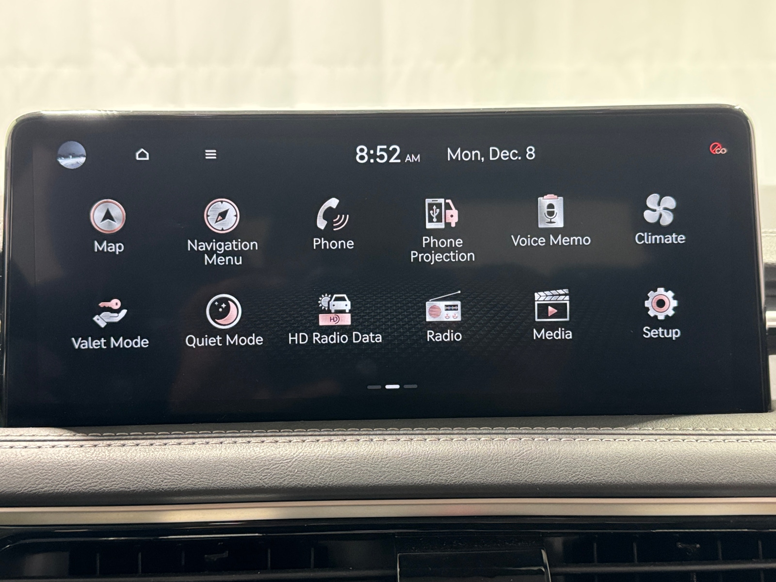 Thumbnail: 2025 Genesis G70 - 3