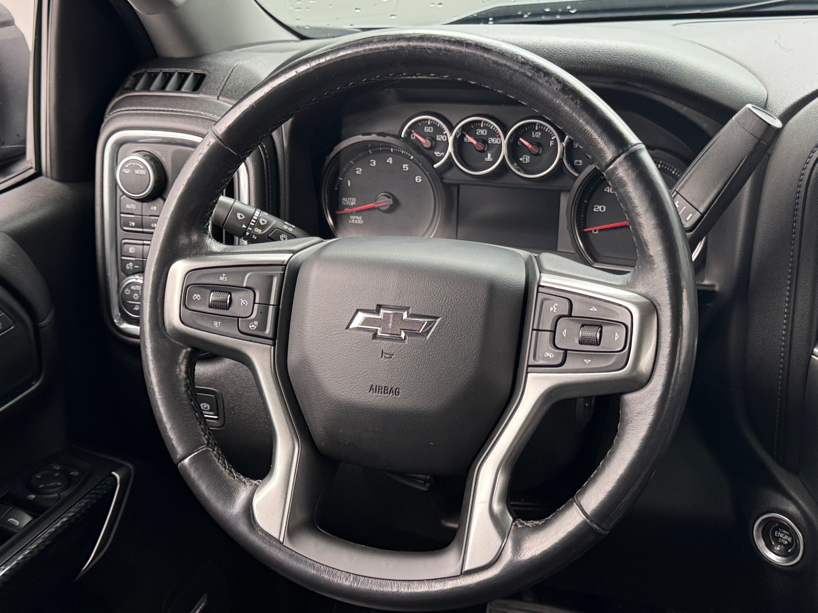 Thumbnail: 2021 Chevrolet Silverado 1500 - 4