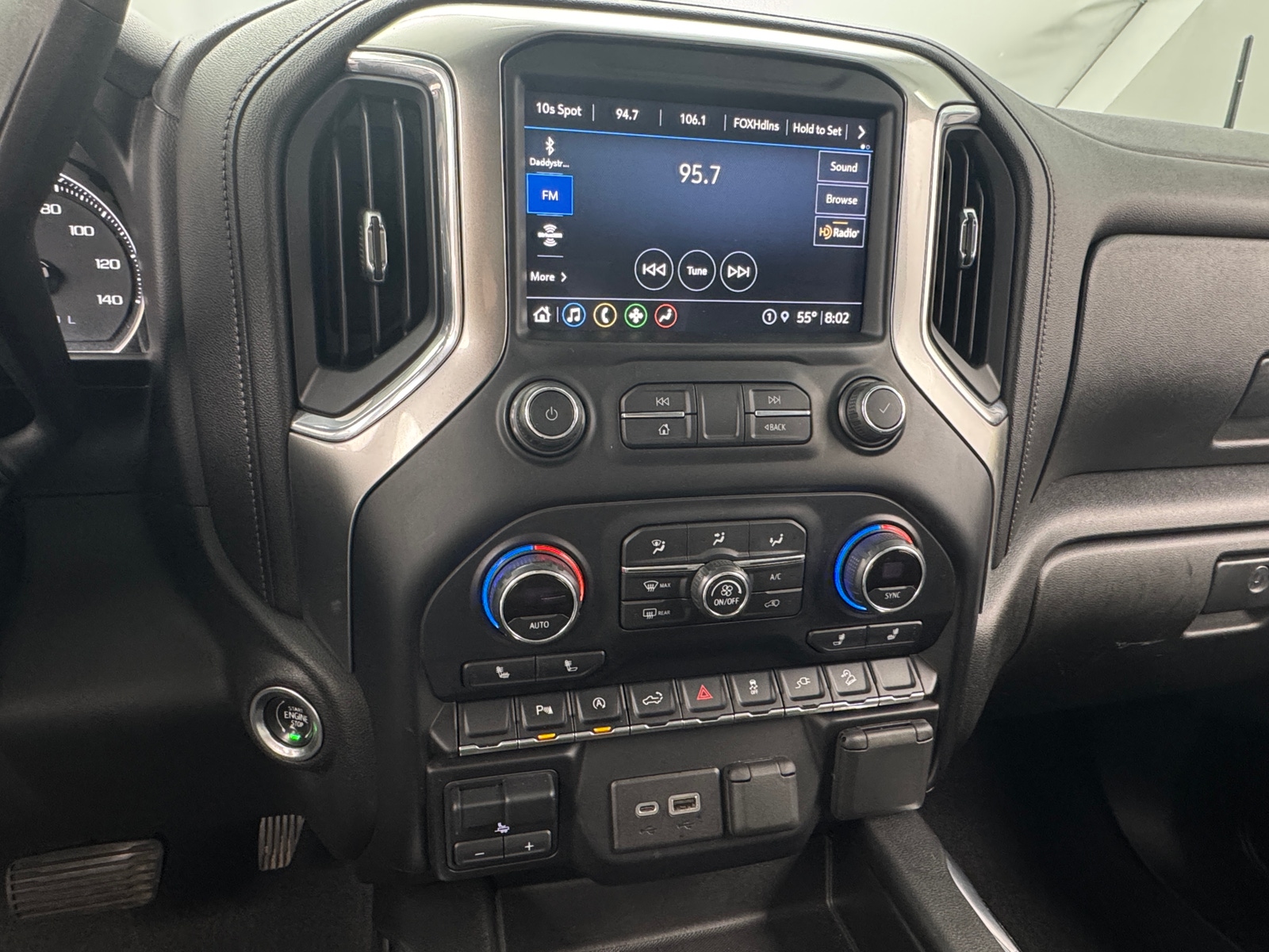 Thumbnail: 2021 Chevrolet Silverado 1500 - 3