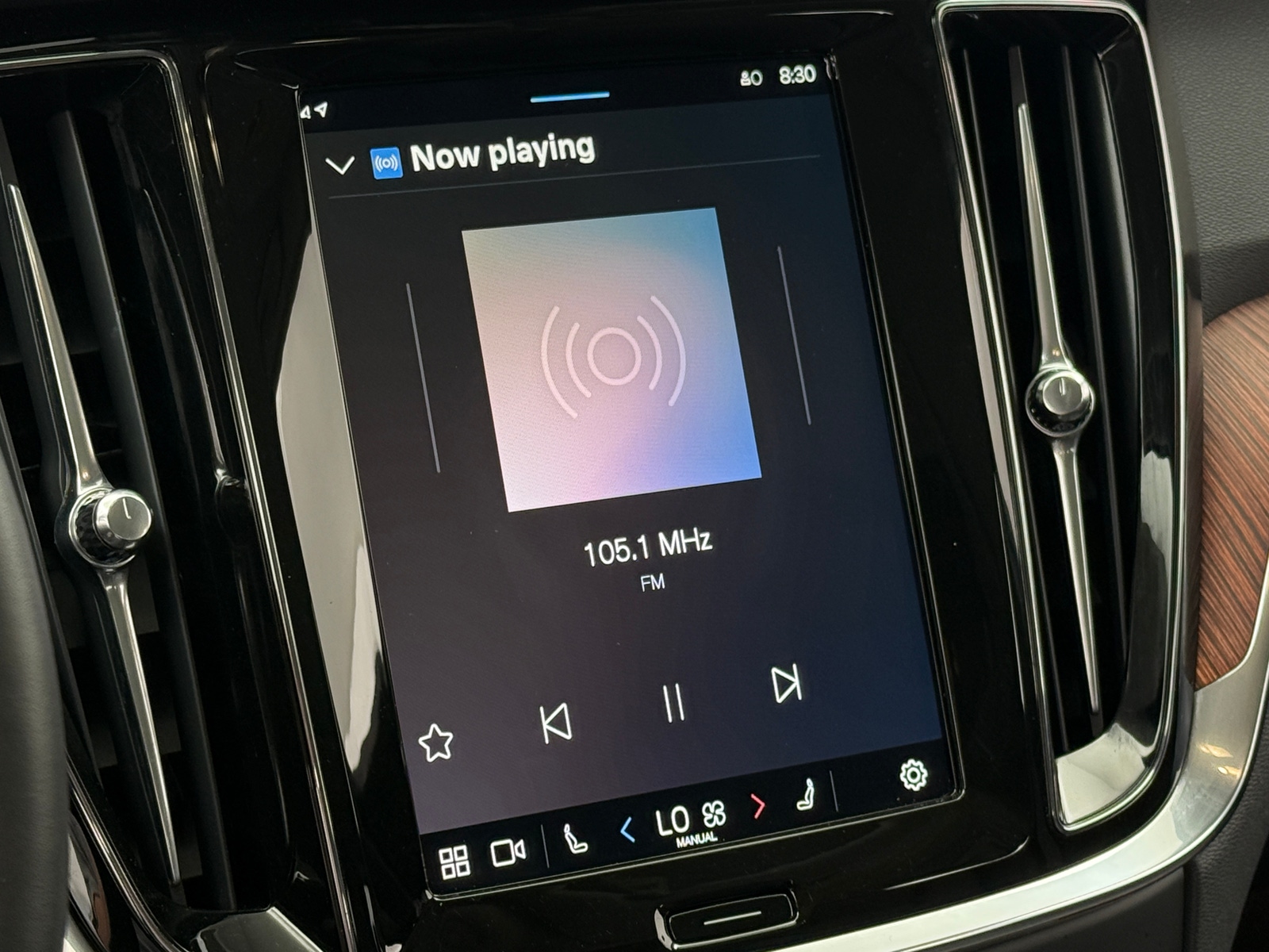 Thumbnail: 2025 Volvo V60 - 3