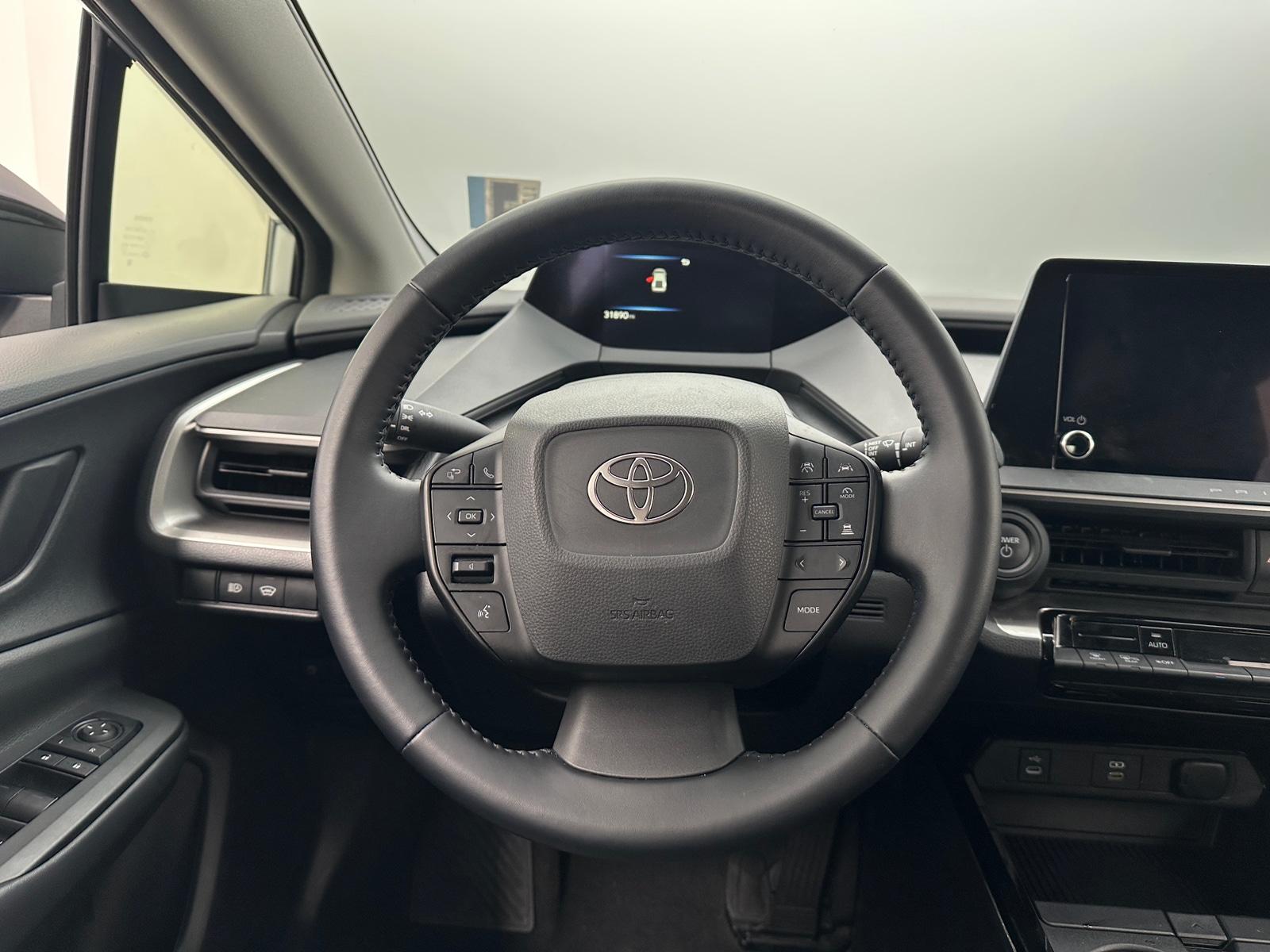 Thumbnail: 2024 Toyota Prius - 5