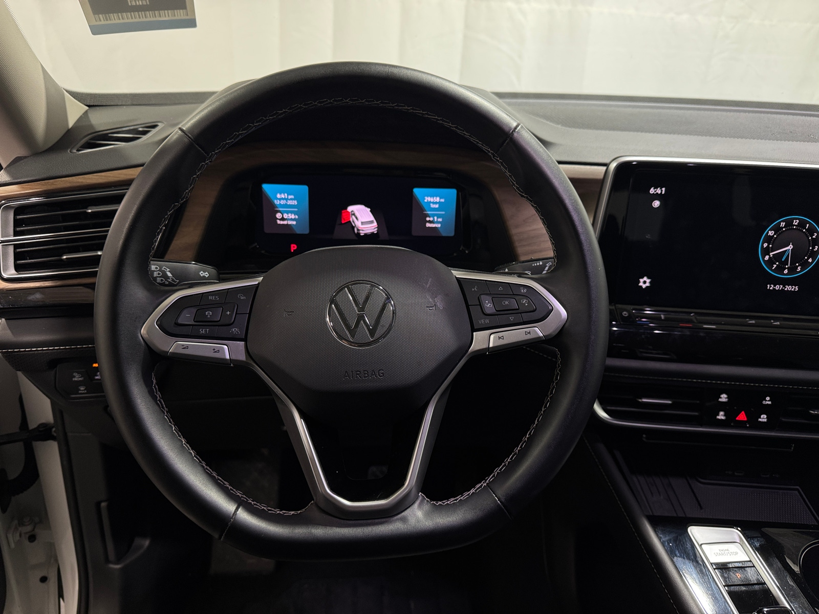 Thumbnail: 2025 Volkswagen Atlas - 4