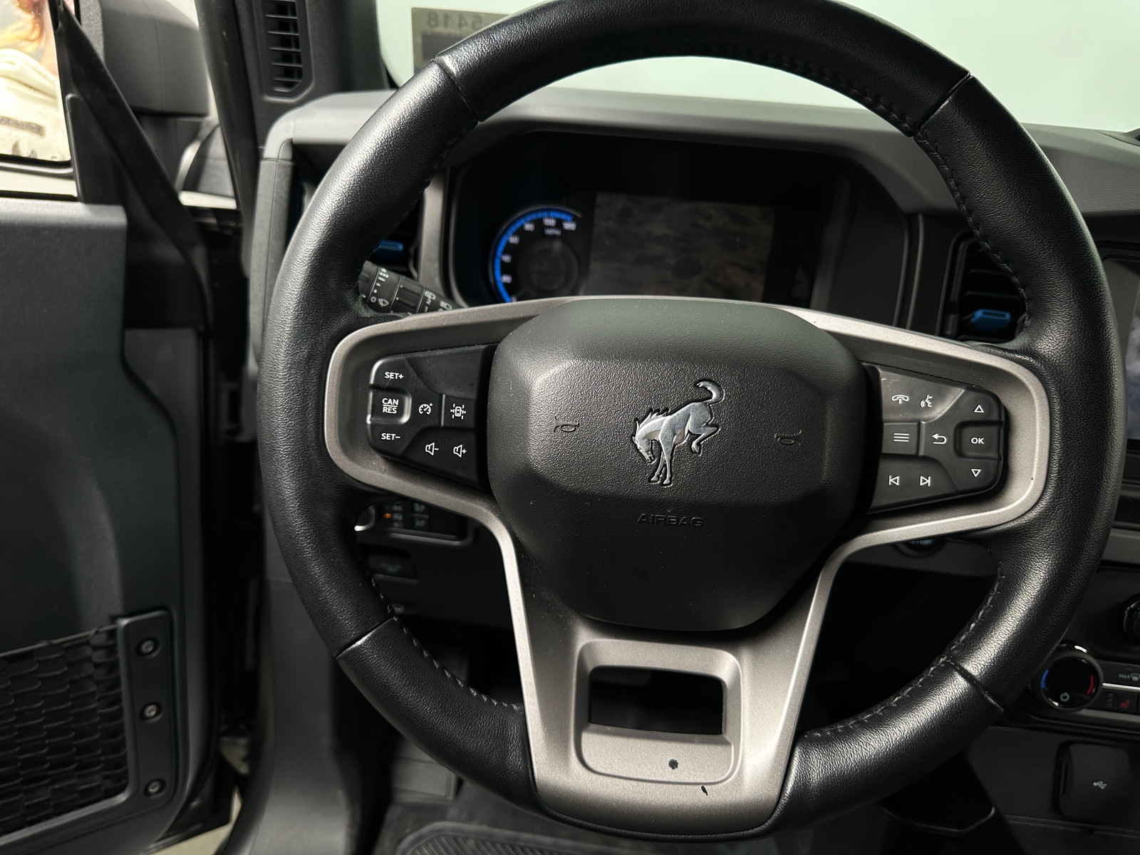 Thumbnail: 2023 Ford Bronco - 4