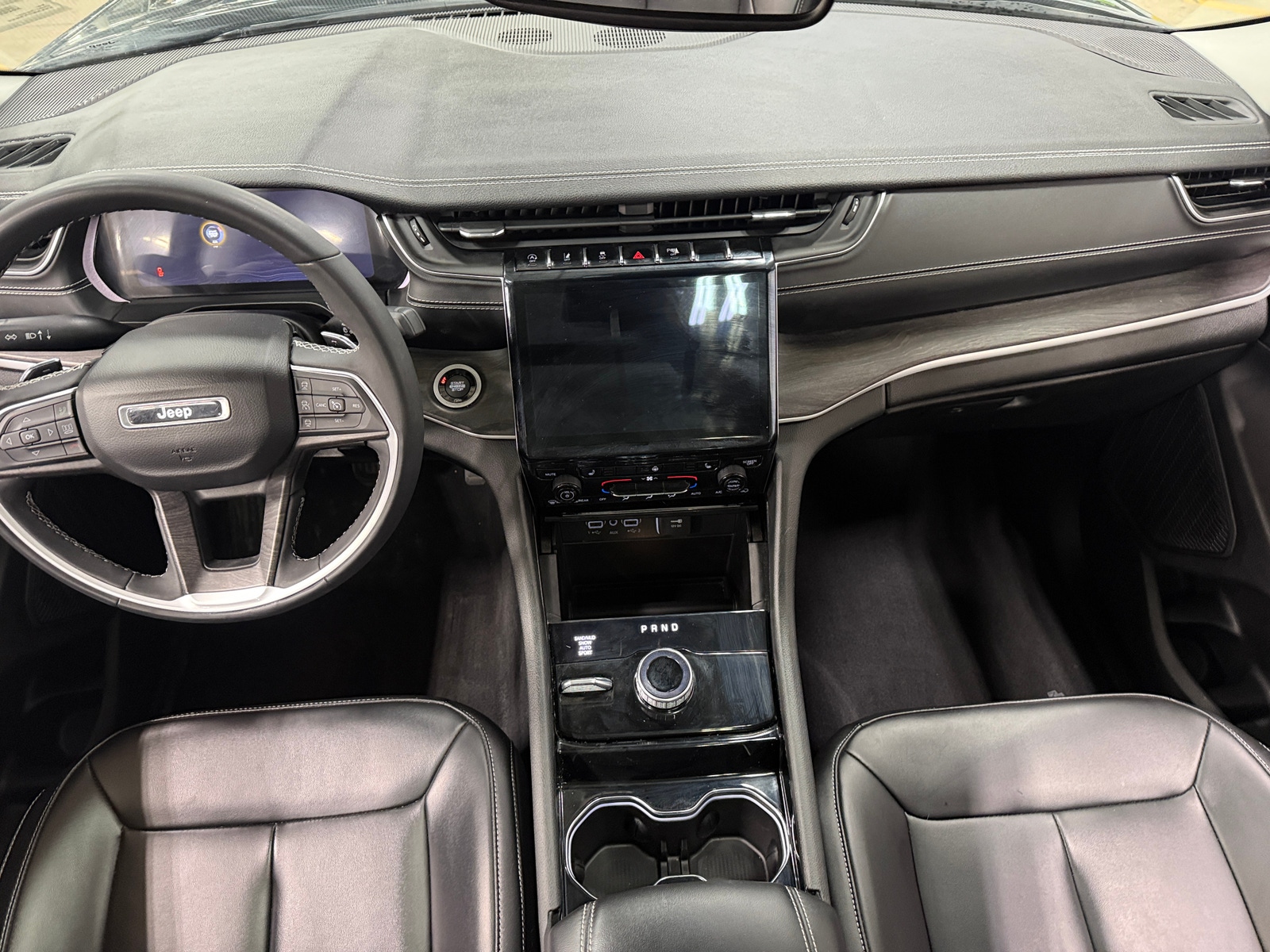 Thumbnail: 2023 Jeep Grand Cherokee - 2