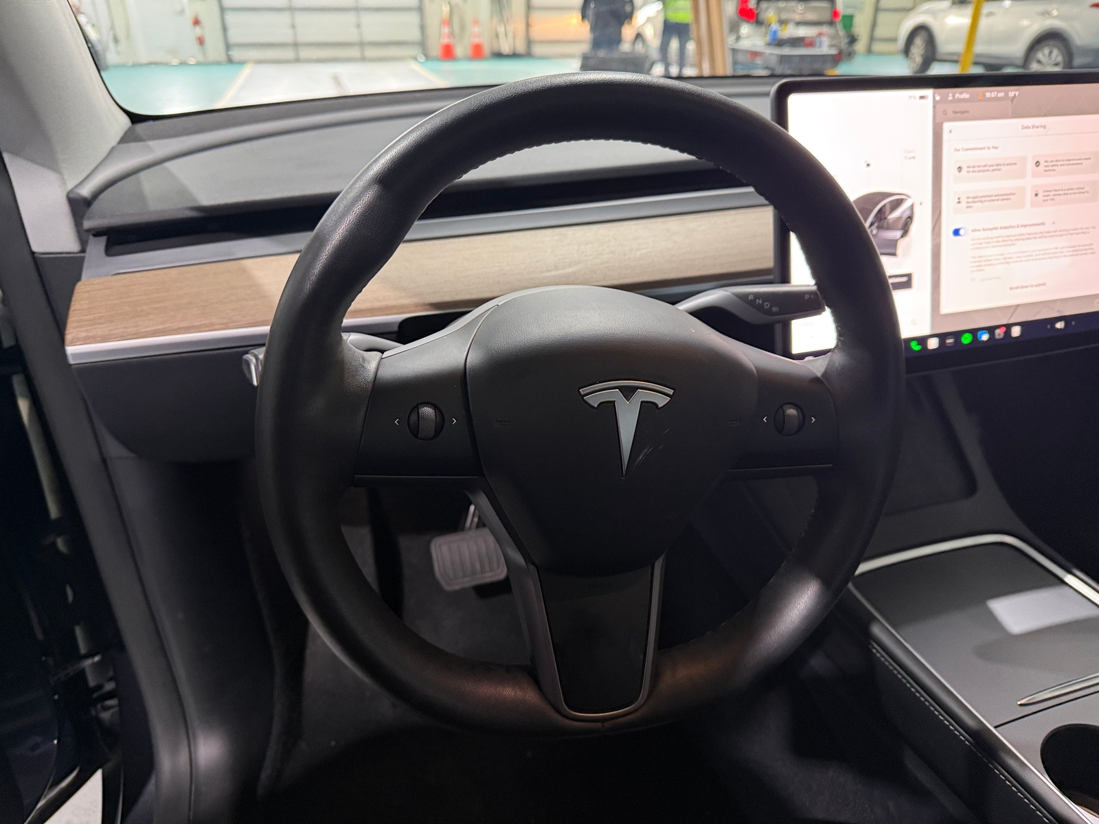 Thumbnail: 2023 Tesla Model Y - 4