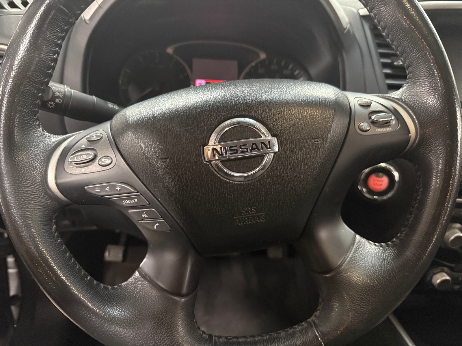 Thumbnail: 2017 Nissan Pathfinder - 5