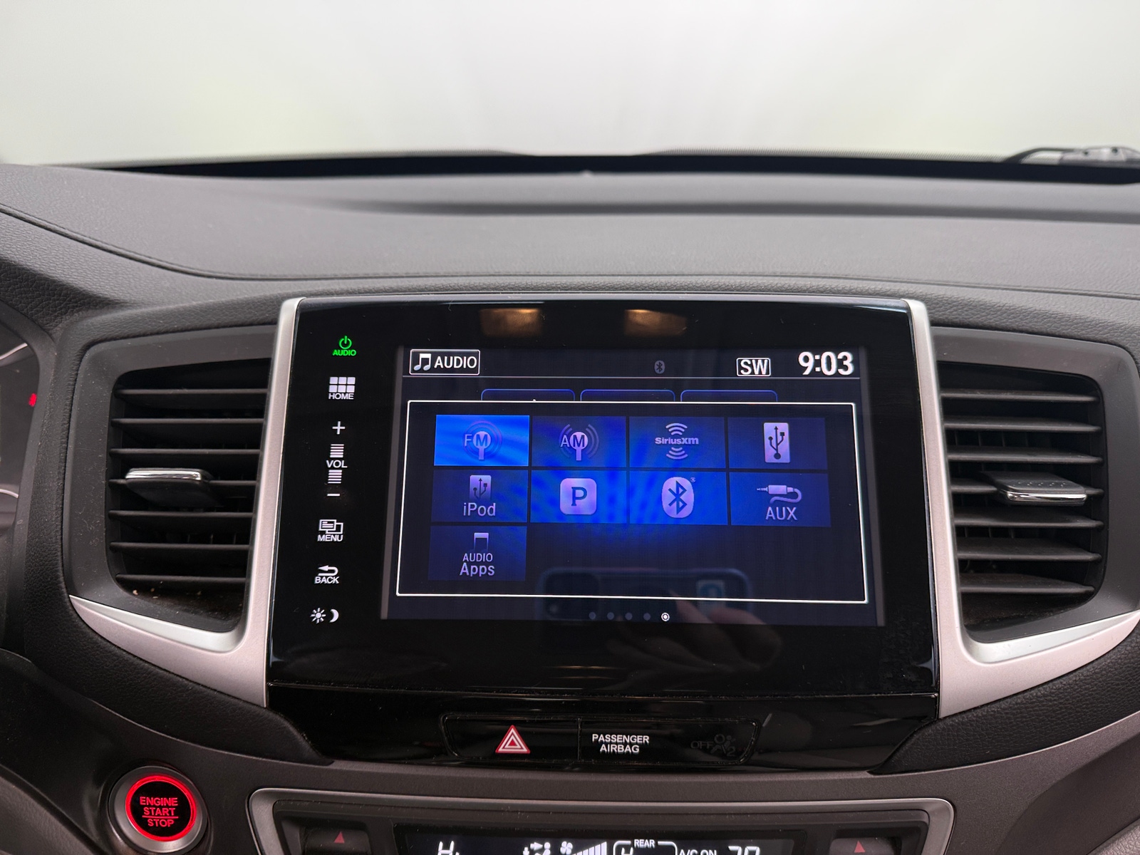 Thumbnail: 2016 Honda Pilot - 4