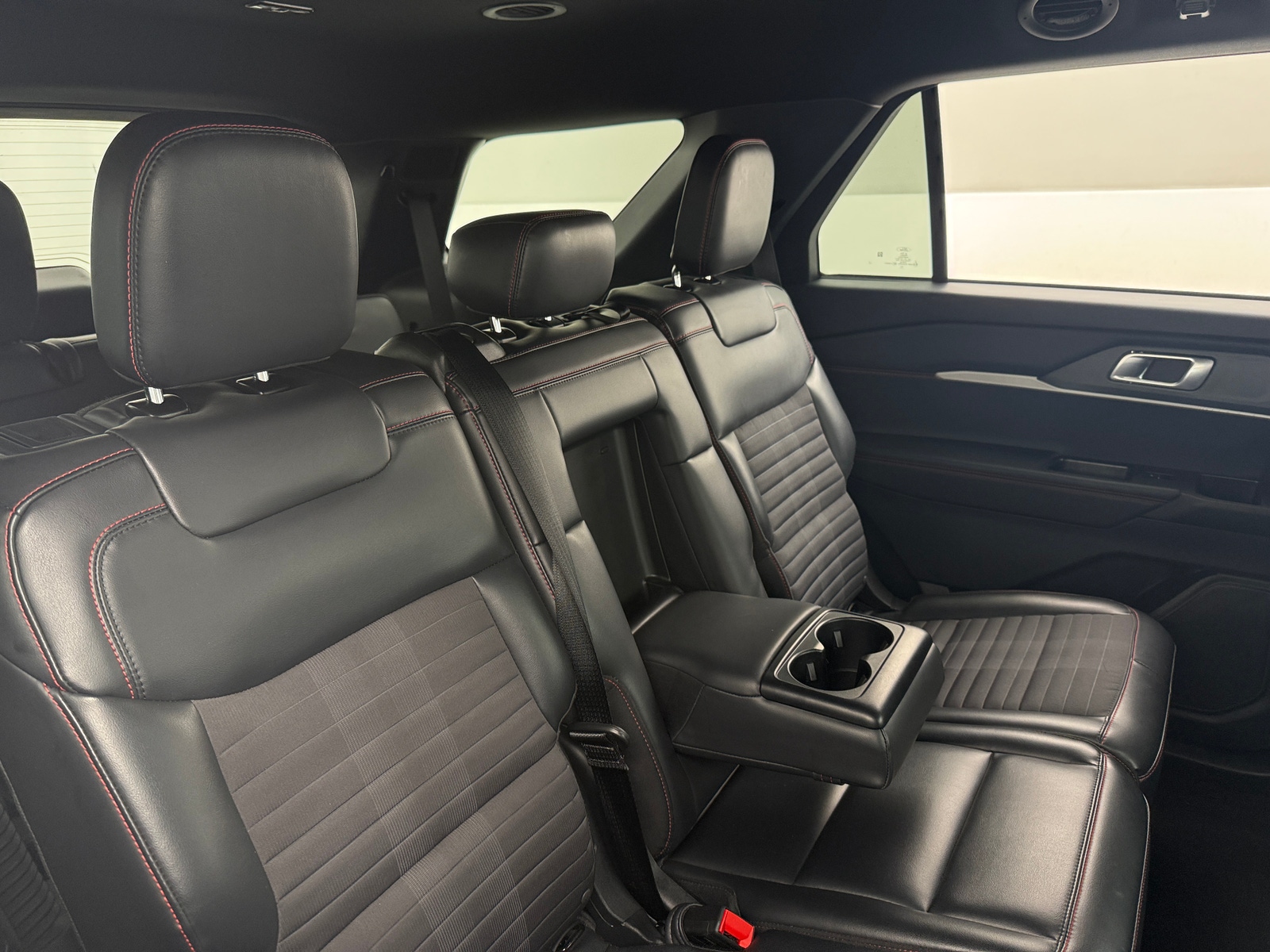 Thumbnail: 2025 Ford Explorer - 5