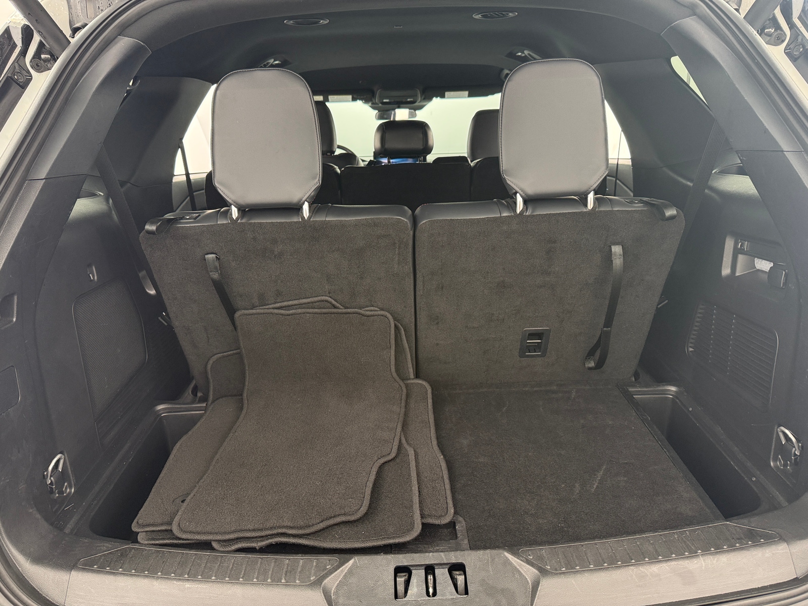 Thumbnail: 2025 Ford Explorer - 6