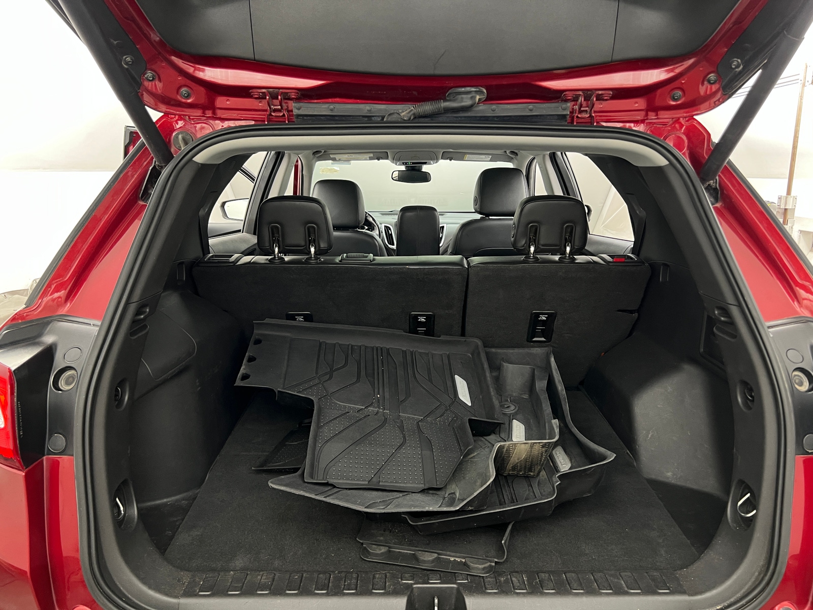 Thumbnail: 2019 Chevrolet Equinox - 6