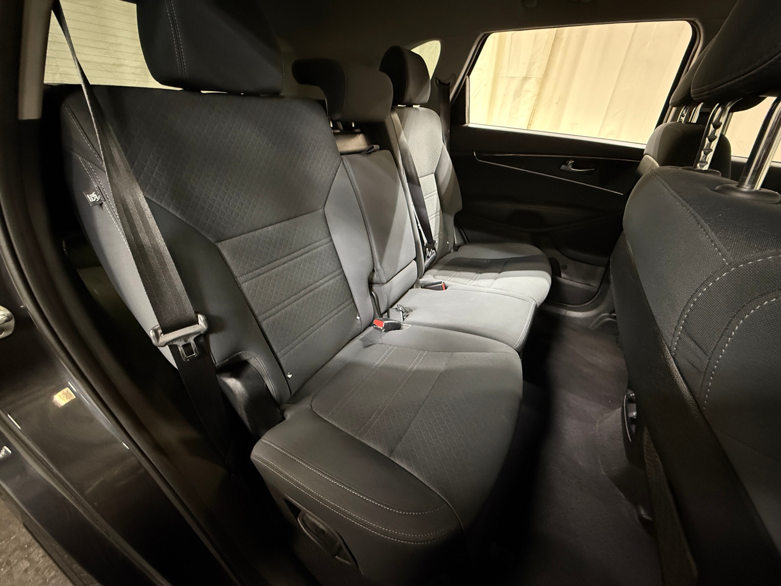 Thumbnail: 2016 Kia Sorento - 6