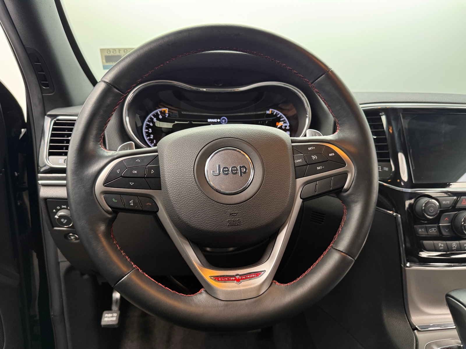 Thumbnail: 2019 Jeep Grand Cherokee - 4