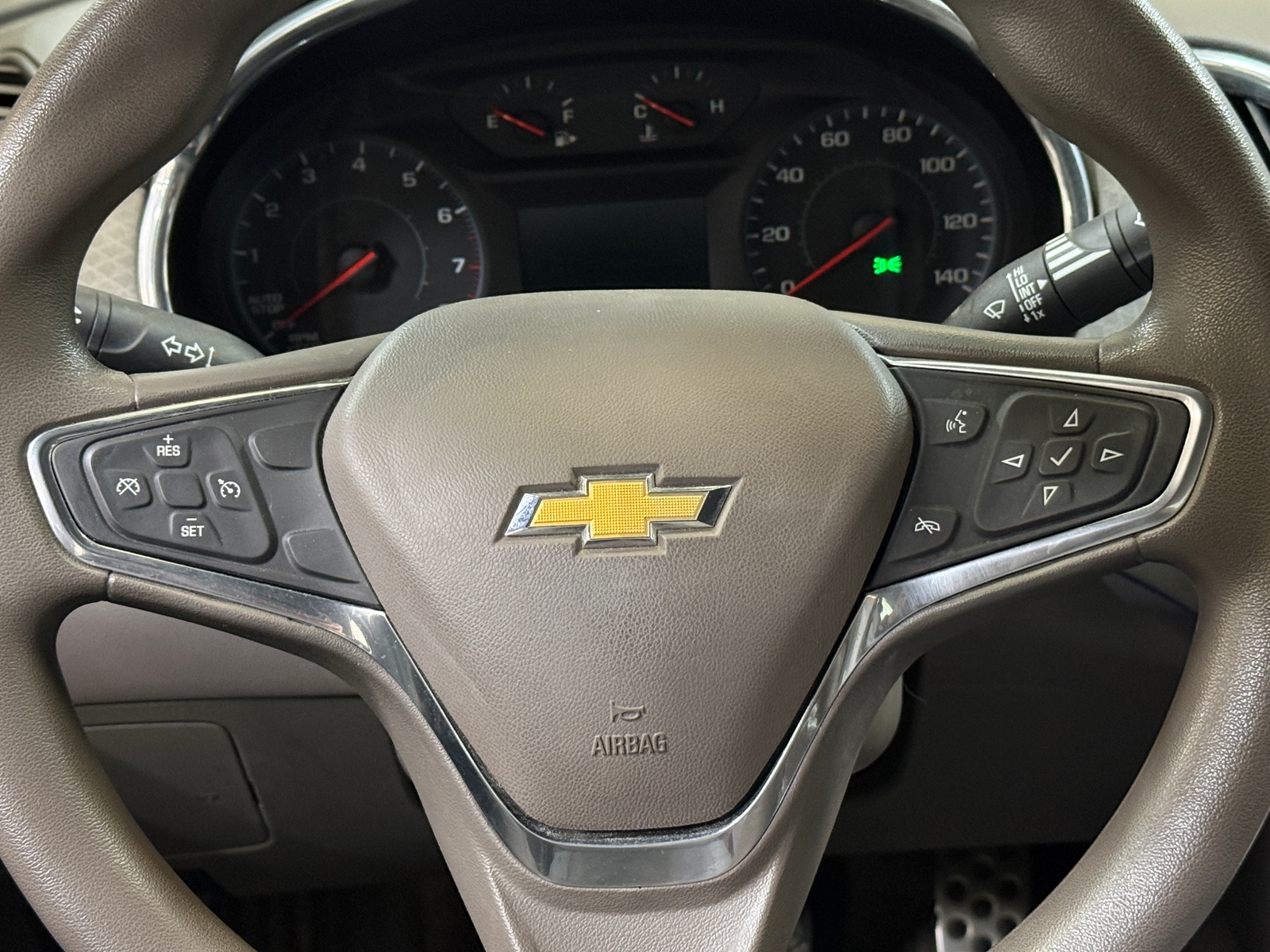 Thumbnail: 2016 Chevrolet Malibu - 5