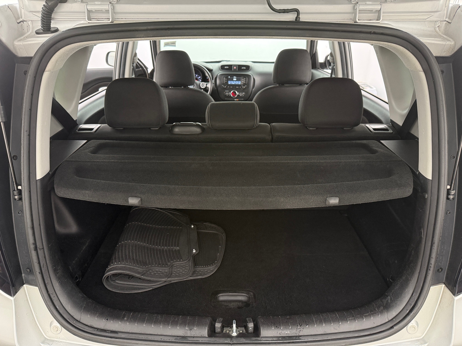 Thumbnail: 2017 Kia Soul - 7