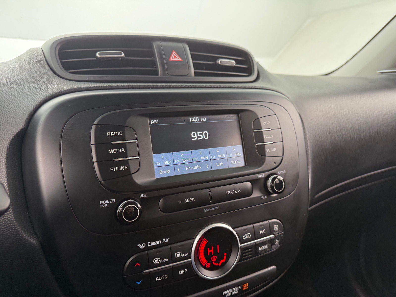 Thumbnail: 2017 Kia Soul - 4